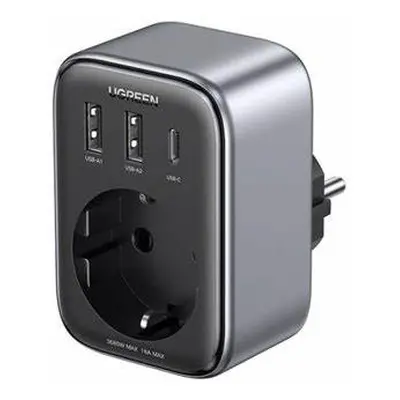 Ugreen 90613 Outlet Extender and Quick Charger (1 AC outlet + 30W 2A1C