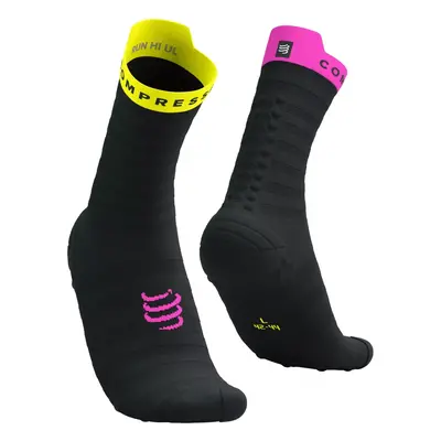 COMPRESSPORT Klasszikus kerékpáros zokni - PRO RACING V4.0 ULTRALIGHT RUN - fekete/sárga/rózsasz