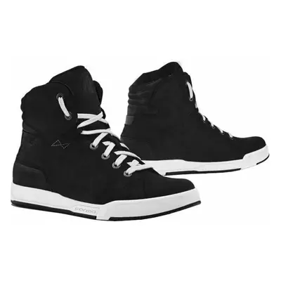 Forma Boots Swift Dry Black/White Motoros cipők