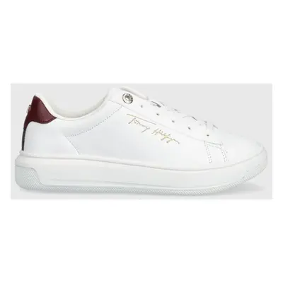 Tommy Hilfiger bőr sportcipő Signature Court Sneaker fehér