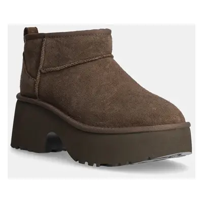 UGG velúr bokacsizma Classic Ultra Mini New Heights barna, női, téliesített, magassarkú, 1158311