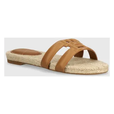 Tommy Hilfiger bőr papucs TH EMBOSS FLAT ESP SANDAL barna, női, FW0FW07928