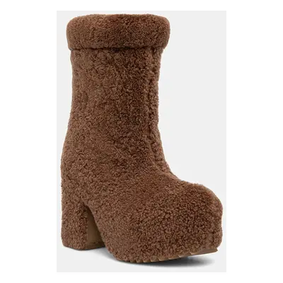 Inuikii gyapjú csizma Shearling Heel barna, magassarkú