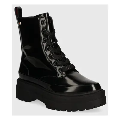 Tommy Hilfiger bokacsizma FLAG RAIN LACE UP BOOT fekete, női, platformos, FW0FW07953