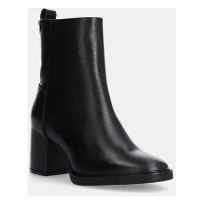 Tommy Hilfiger bőr csizma ANKLE BOOT MID WRAPPED LTHR HEEL fekete, női, magassarkú, FW0FW08098