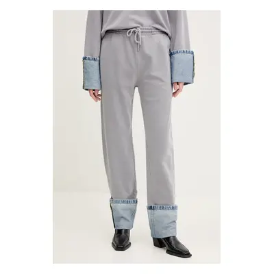 Moschino Jeans melegítőnadrág szürke, női, mintás, 3228