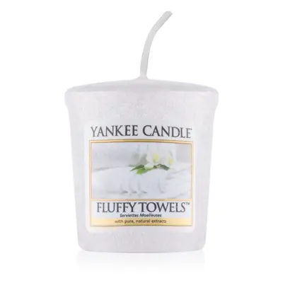 Yankee Candle Fluffy Towels viaszos gyertya 49 g