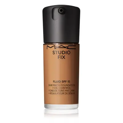 MAC Cosmetics Studio Fix Fluid SPF 15 24HR Matte Foundation + Oil Control mattító alapozó SPF 15