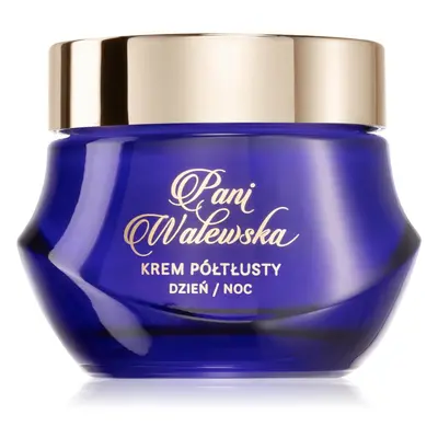 Pani Walewska Classic bőrkrém Nappali és éjjeli ápolás hölgyeknek 50 ml