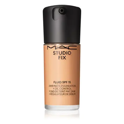 MAC Cosmetics Studio Fix Fluid SPF 15 24HR Matte Foundation + Oil Control mattító alapozó SPF 15