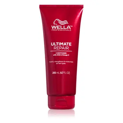 Wella Professionals Ultimate Repair Conditioner hidratáló kondicionáló a sérült és festett hajra