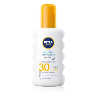 NIVEA SUN Protect & Sensitive napvédő spray SPF 30 200 ml