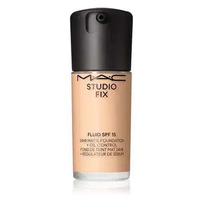 MAC Cosmetics Studio Fix Fluid SPF 15 24HR Matte Foundation + Oil Control mattító alapozó SPF 15