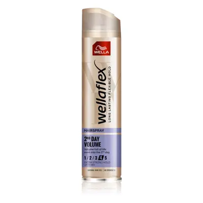 Wella Wellaflex 2nd Day Volume hajlakk erős fixálással dús hatásért 250 ml