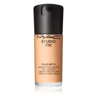 MAC Cosmetics Studio Fix Fluid SPF 15 24HR Matte Foundation + Oil Control mattító alapozó SPF 15