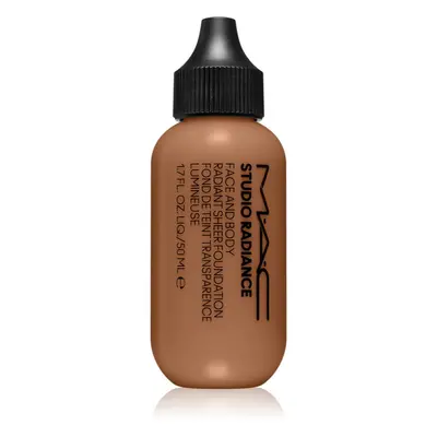 MAC Cosmetics Studio Radiance Face and Body Radiant Sheer Foundation könnyű alapozó arcra és tes