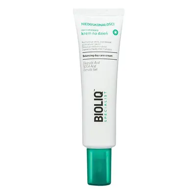 Bioliq Specialist Imperfections normalizáló nappali krém hidratáló hatással 30 ml