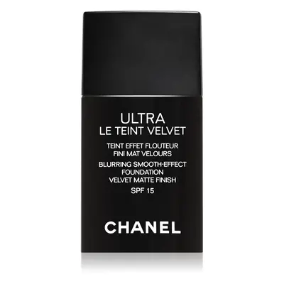 Chanel Ultra Le Teint Velvet kisimitó make-up egységesíti a bőrszín tónusait árnyalat 10 Beige 