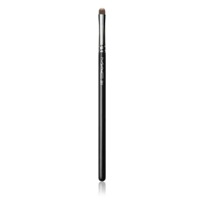 MAC Cosmetics 231 Small Shader Brush ecset a szemhéjfesték applikálására 1 db