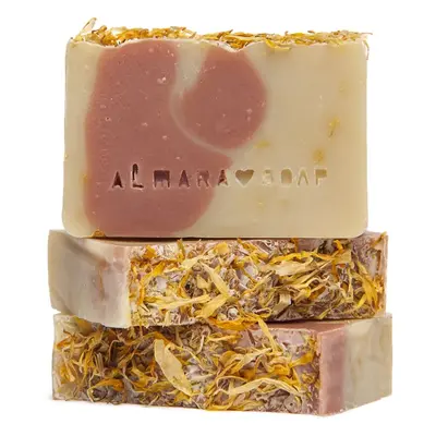 Almara Soap Natural Calendula természetes szappan száraz és érzékeny bőrre 90 g