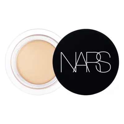 NARS SOFT MATTE Complete Concealer mattító korrektor a teljes fedésre árnyalat CAFE CON LECHE 6 