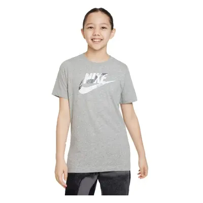 Nike NSW TEE CLUB CAMO Lány póló, szürke, méret