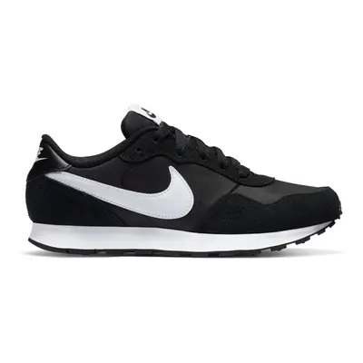 Nike MD Valiant