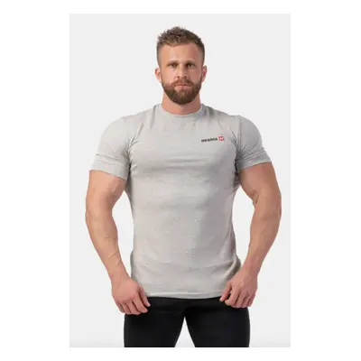 NEBBIA Minimalist Logo T-shirt