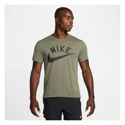 Nike Miler Swoosh