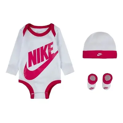 Nike futura logo ls hat / bodysuit / bootie 3pc