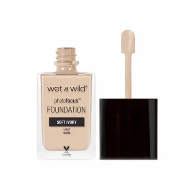 wet n wild Photo Focus Foundation folyékony alapozó - Soft Ivory