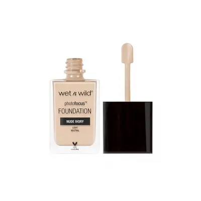 wet n wild Photo Focus Foundation folyékony alapozó - Nude Ivory