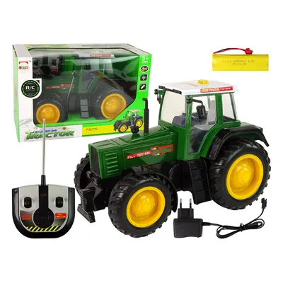 Zöld-fekete traktor R/C távirányítós 38 cm