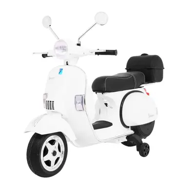 Vespa elektromos gyerekrobogó fehér