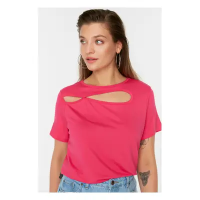 Trendyol Curve Fuchsia Cut-Out Detailed Knitted Blouse