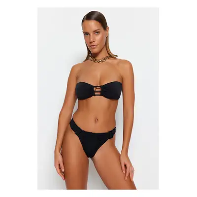 Trendyol normál lábú bikini alsó fekete kiegészítőkkel