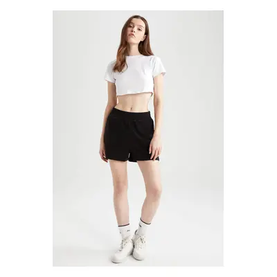 DEFACTO Regular Fit Basic Shorts