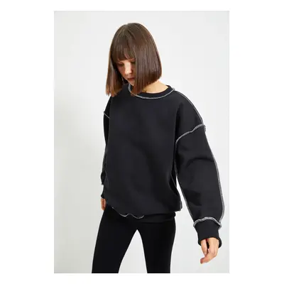 Trendyol Black Regular/Normal Pattern Square Stitched Thick Inside Fleece Knitted Sweatshirt