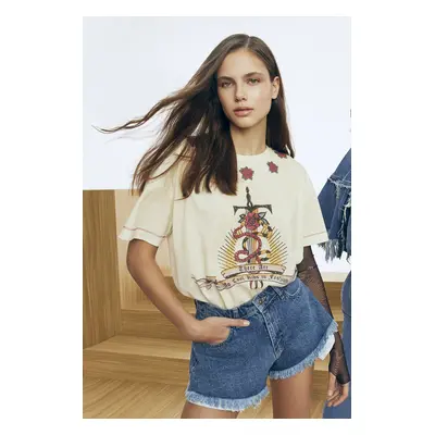 Trendyol X Zeynep Tosun Blue Denim Shorts & Bermuda