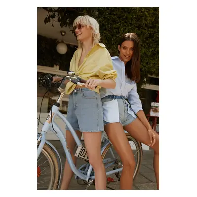 Trendyol Blue More Sustainable Mom High Waist Denim Shorts