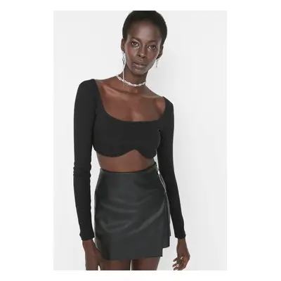 Trendyol Black Knitted Crop Collar Detailed Blouse