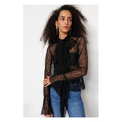 Trendyol Black Flounce Lace Blouse