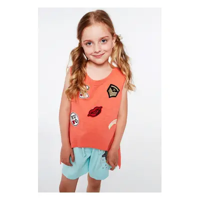 Girls' T-shirt with coral patches