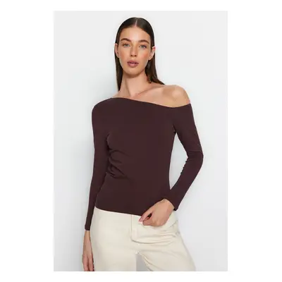 Trendyol Brown Boat Neck Open Shoulder Gathered Fitted/Situated Cotton Stretch Knit Blouse