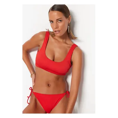 Trendyol Red Bralette texturált bikini felső