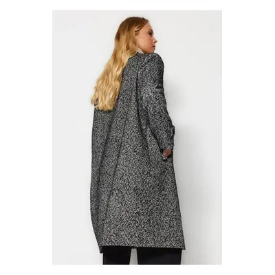 Trendyol Black Oversize széles szabású halszálkás hosszú bélyegzett kabát