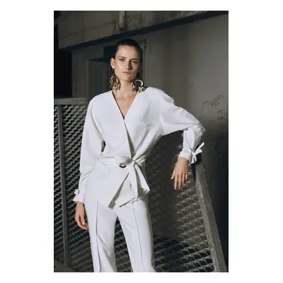 Trendyol X Zeynep Tosun Ecru Jacket with Lace-up Detail