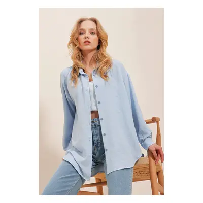 Trend Alaçatı Stili Women's Blue Oversized Aerobin Shirt with Cuffs