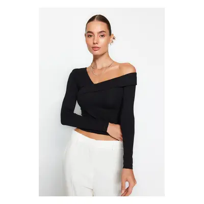 Trendyol Black Cotton Stretch Flounce testhezálló crop kötött blúz