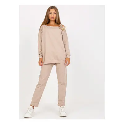 Beige two-piece long sleeve casual set